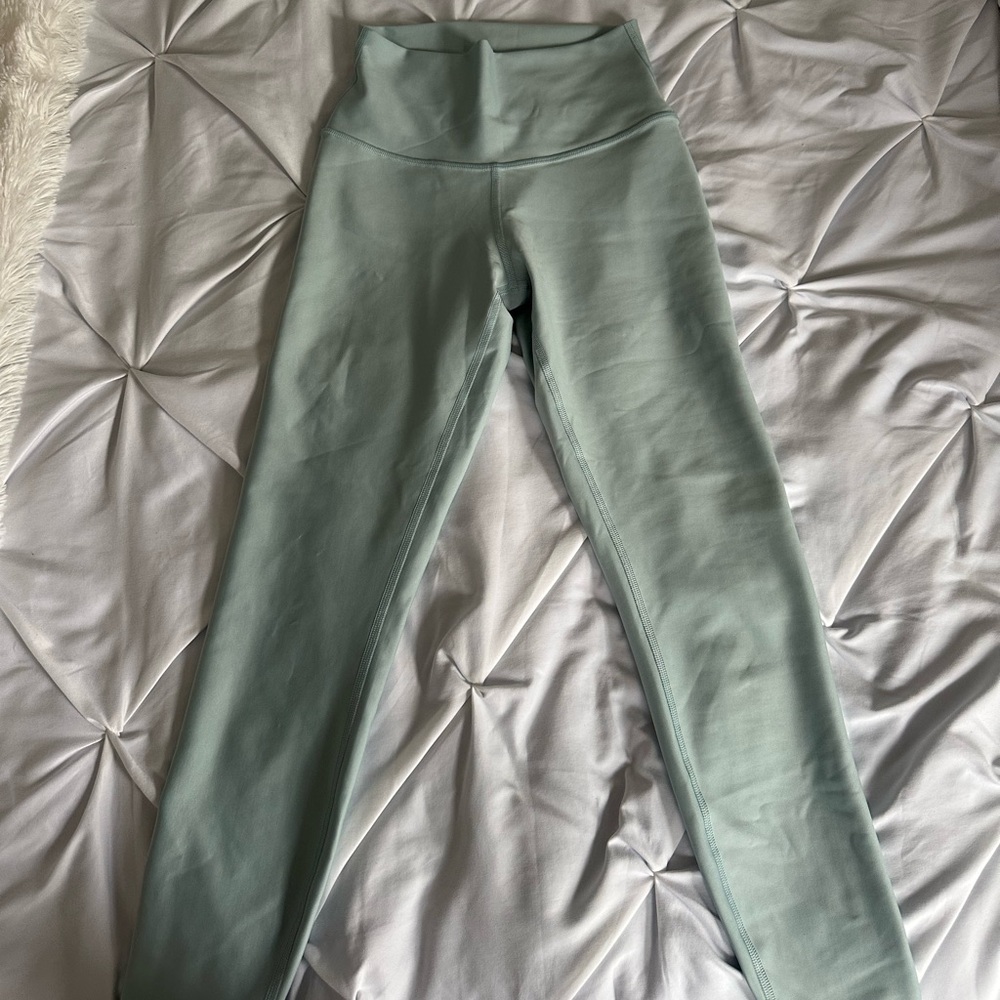 Alo leggings - light blue / size small / great condition / high waisted